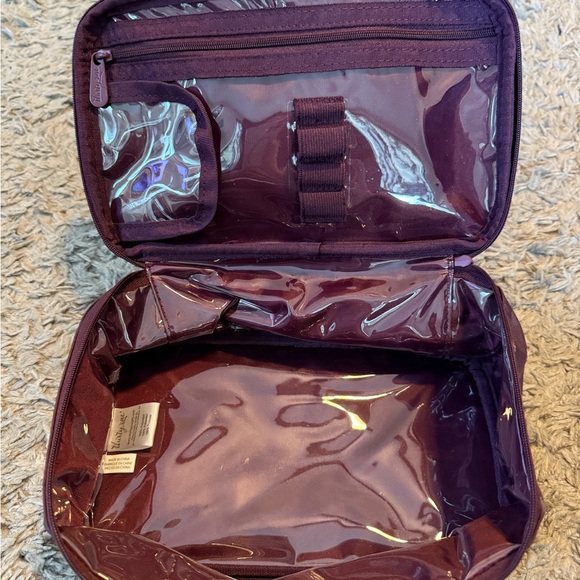 Thirty-One Glamour Case in Twinkling Plum - Picture 2 of 6